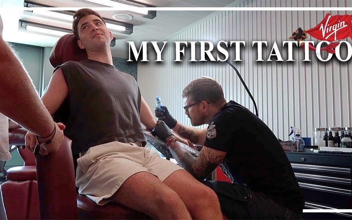【英音】GETTING MY FIRST TATTOO!